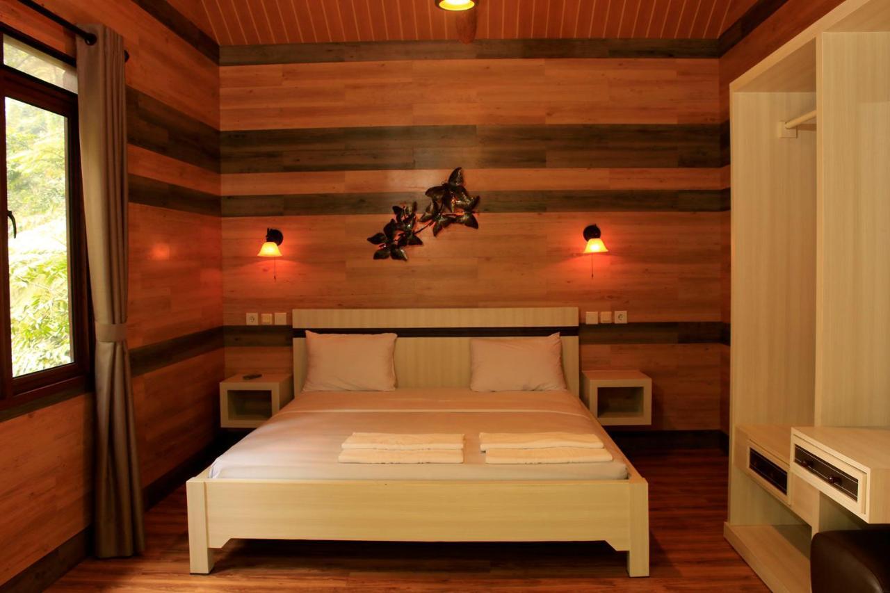 Safari Resort Puncak Ngoại thất bức ảnh